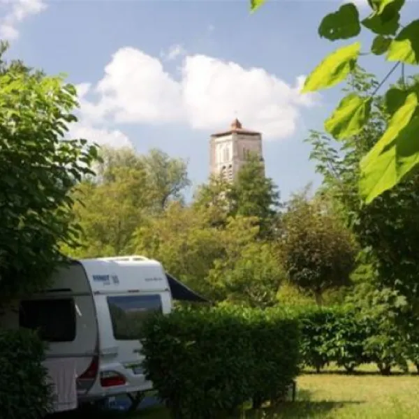 flower-camping-le-pontet-st-astier-lomwo