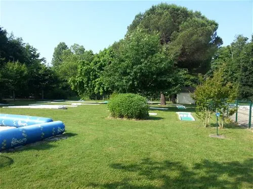 flower-camping-le-pontet-st-astier-shoat