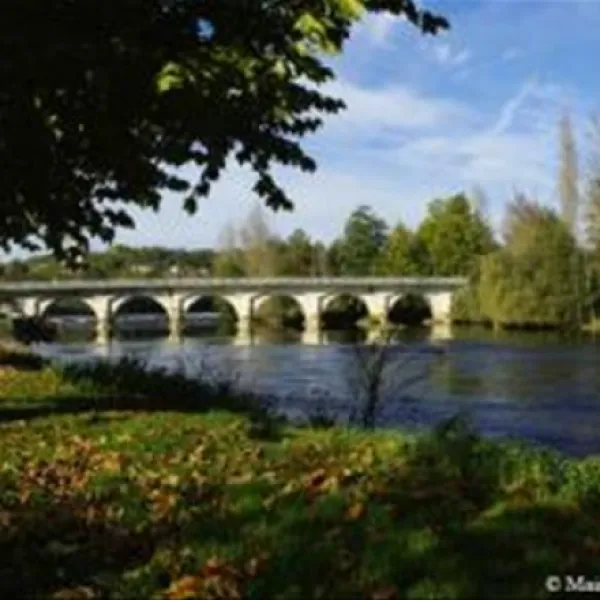 flower-camping-le-pontet-st-astier-utnii