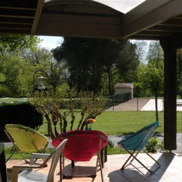 flower-camping-le-pontet-st-astier-vjjpf