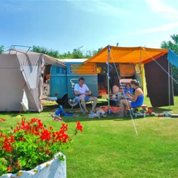 camping-agrinova-renesse-5r0gx
