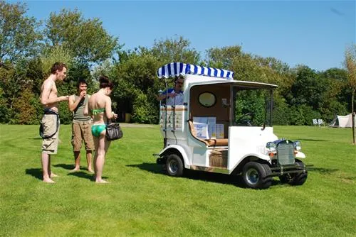 camping-agrinova-renesse-zrku4