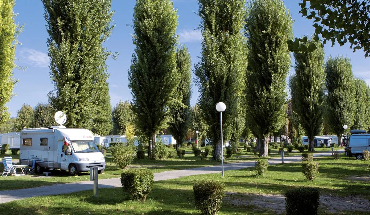camping-sandaya-international-maisonslaffitte-maisons-laffitte-oqdb1