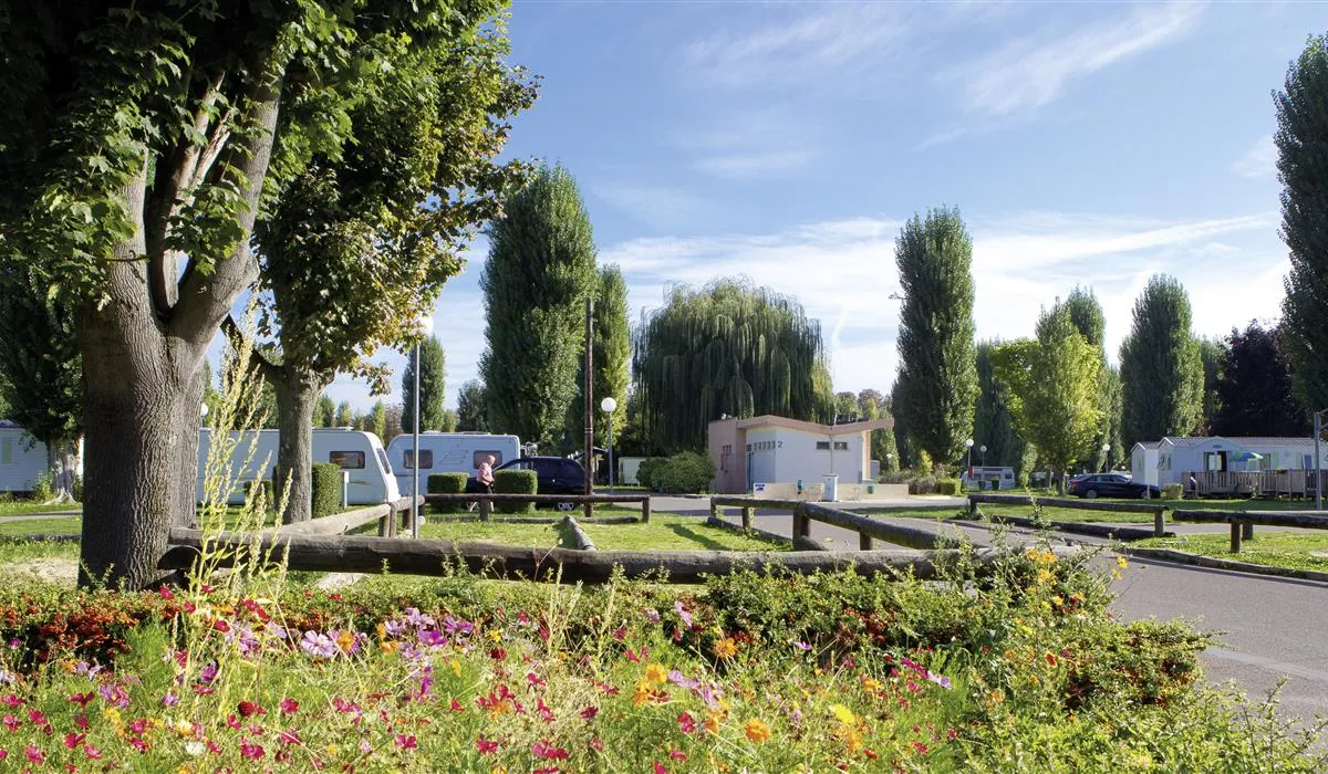 camping-sandaya-international-maisonslaffitte-maisons-laffitte-pfybl