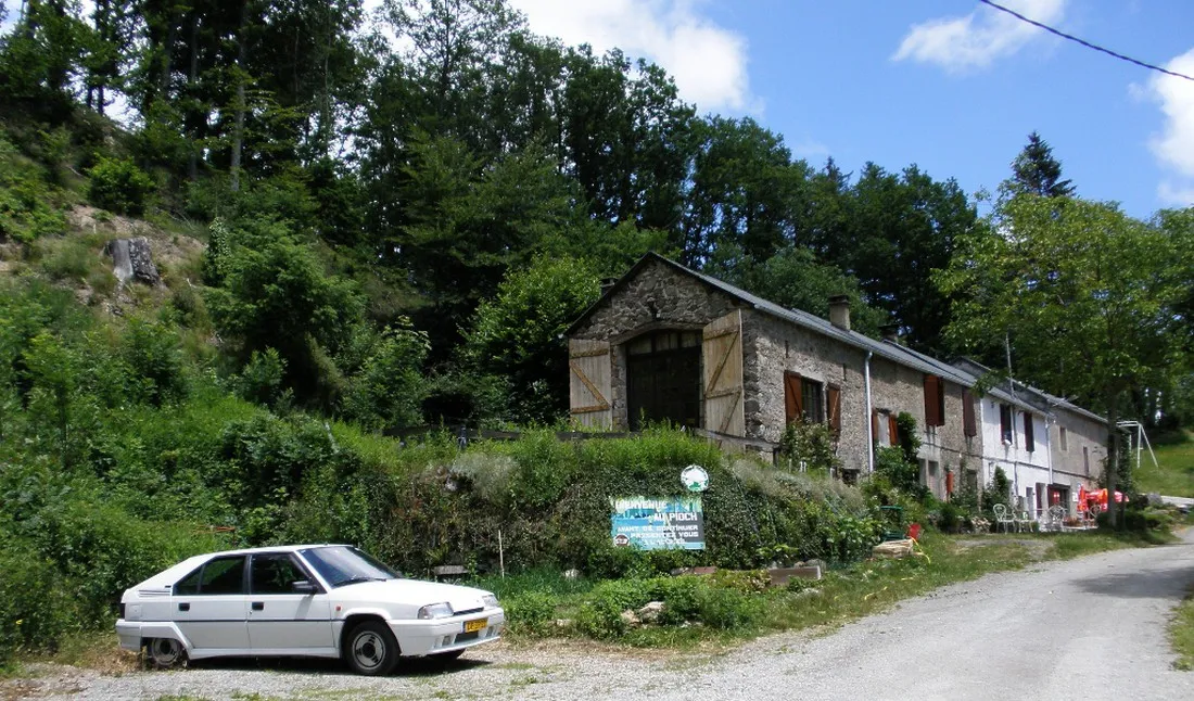 camping-domaine-du-pioch-frasse-sur-agot-dw8ak