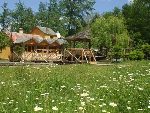 camping-farma-sotira-komuna-leskovik-oti3s