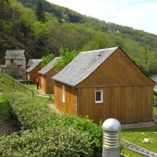 camping-le-val-de-saures-entraygues-sur-truyre-4xfvp