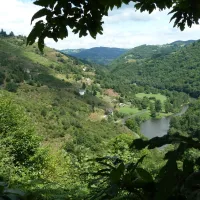 camping-le-val-de-saures-entraygues-sur-truyre-qrbzh