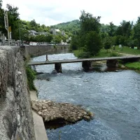 camping-le-val-de-saures-entraygues-sur-truyre-vefcr