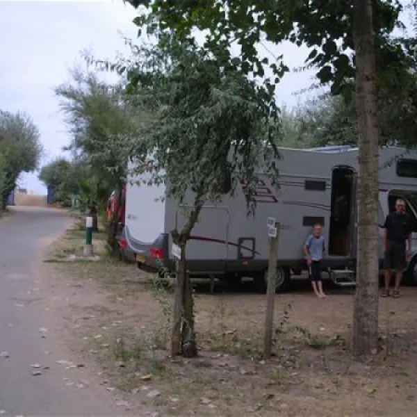 village-club-camping-les-sablons-portiragnes-plage-8y6t4