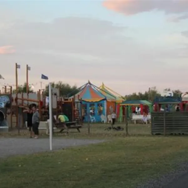 village-club-camping-les-sablons-portiragnes-plage-kzb48