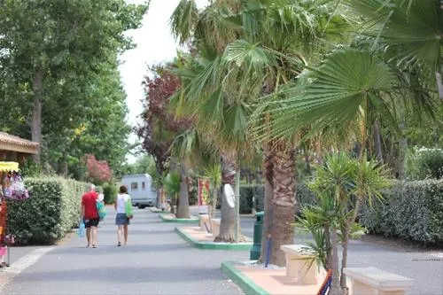 village-club-camping-les-sablons-portiragnes-plage-pfviw