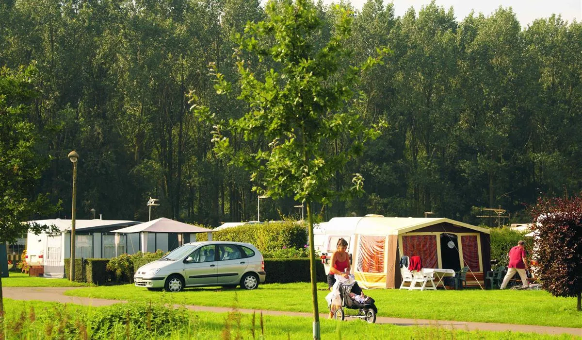 camping-provinciaal-domein-puyenbroeck-wachtebeke-fuwep