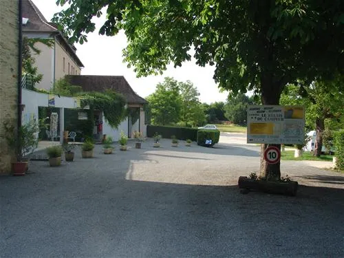 camping-le-relais-du-campeur-rocamadour-itpeg