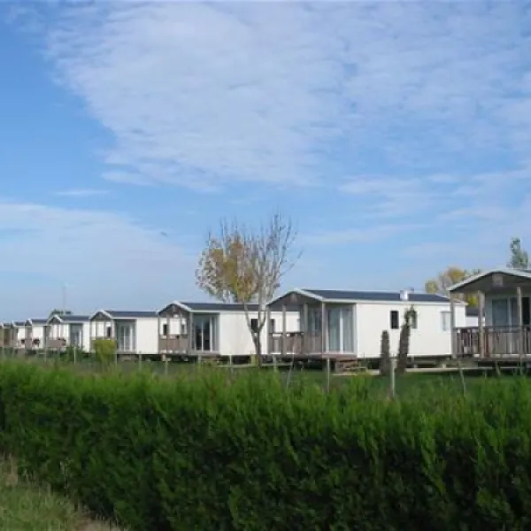 flower-camping-lac-de-saujon-saujon-sml1s