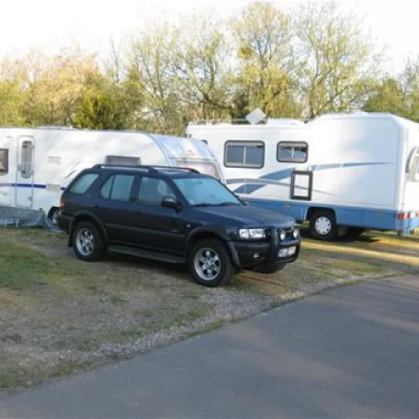 wohnmobilpark-berlin-berlintegel-auy4t