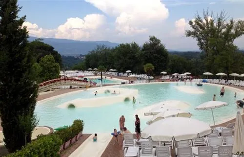 campeggio-norcenni-girasole-club-figline-valdarno-twe6x