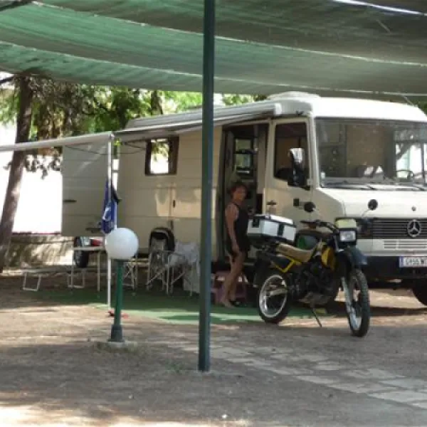 campsite-milos-eretriaevia-hqqwx