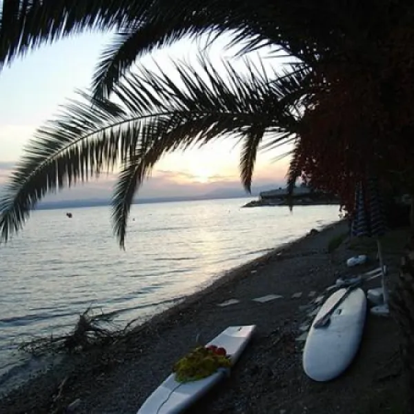 campsite-milos-eretriaevia-rfy7l