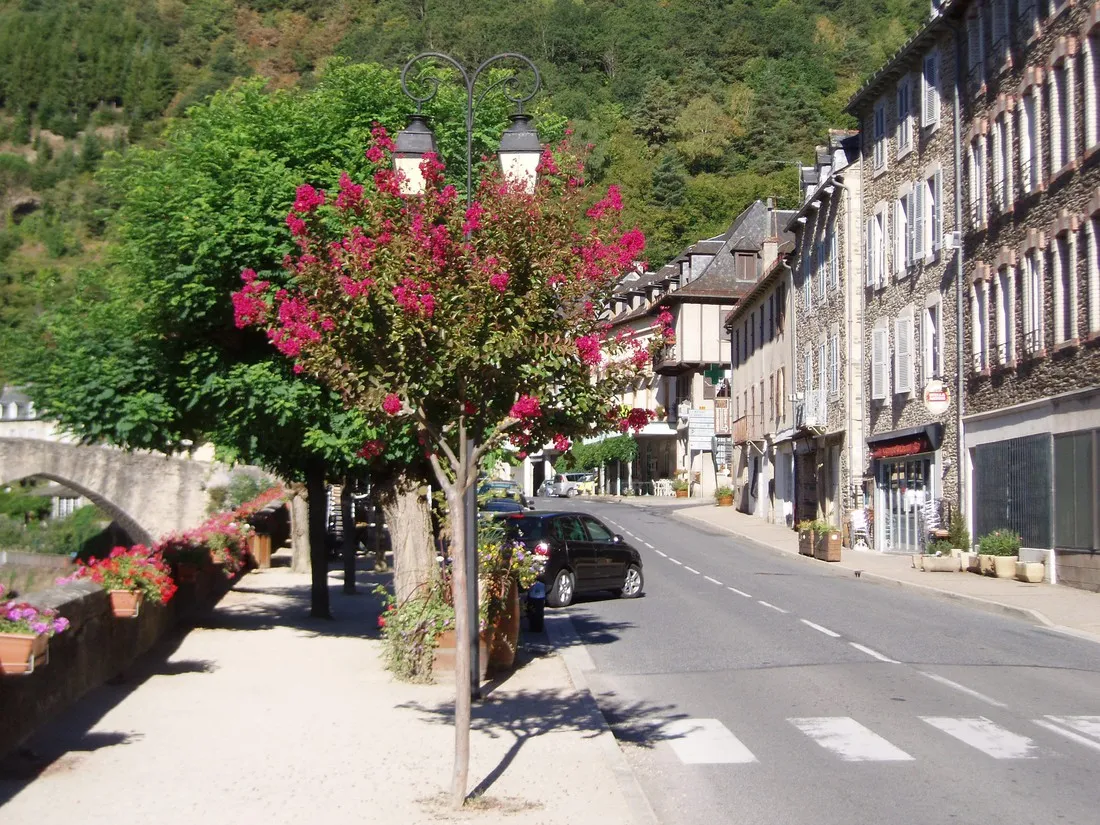 camping-alauzet-mandailles-b1gwq
