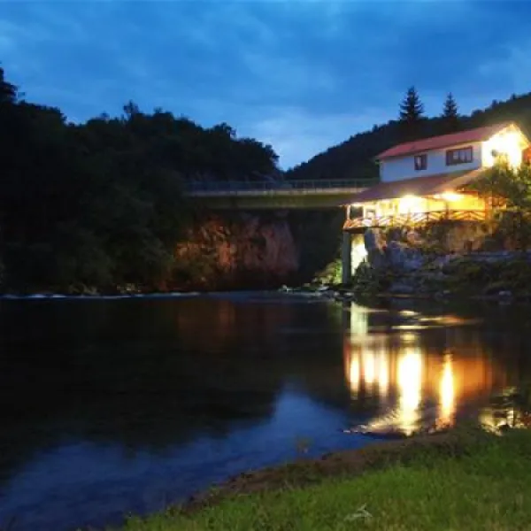 discover-bihac-rafting-center-bihac-omozm