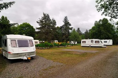 cannich-carav-camp-park-cannich-by-beauly-rfhx4