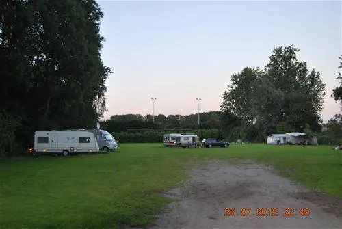 stadscamping-rotterdam-rotterdam-ozjus