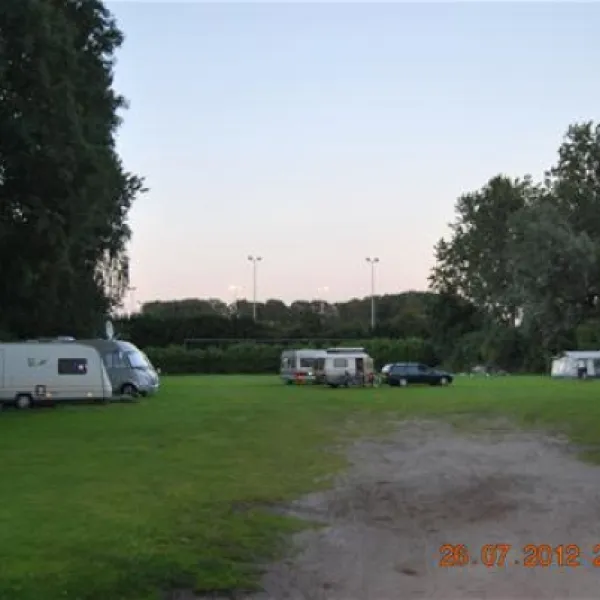 stadscamping-rotterdam-rotterdam-ozjus