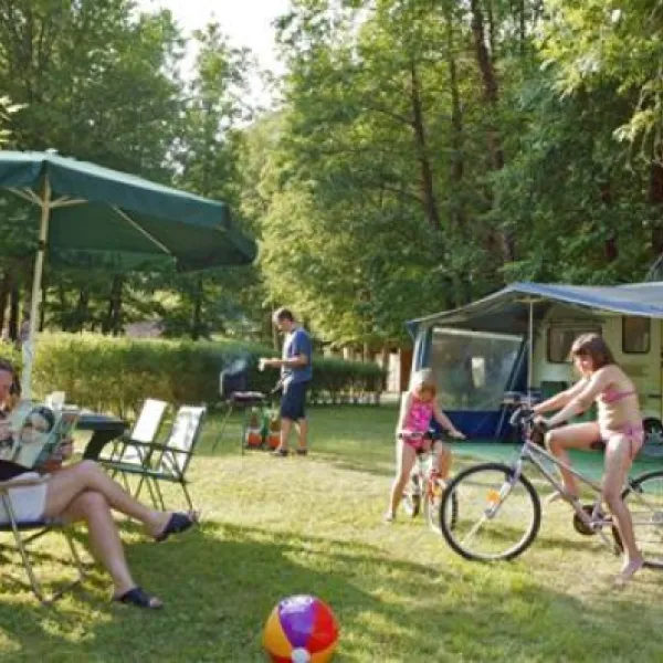 camping-le-val-de-la-marquise-campagne-3cnqs