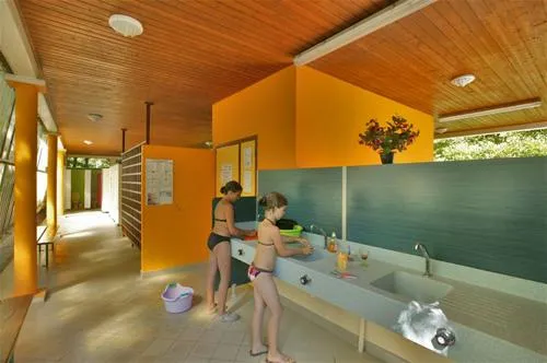 camping-le-val-de-la-marquise-campagne-hesxt