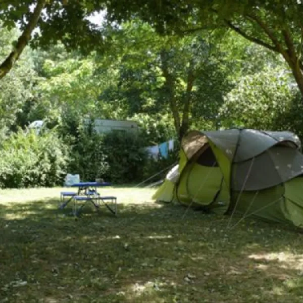 camping-le-val-fleuri-belmont-sur-rance-ftr1o