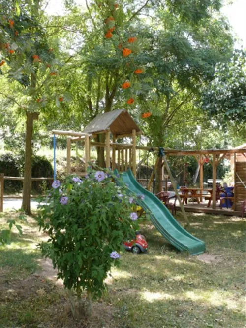camping-le-val-fleuri-belmont-sur-rance-pszm7