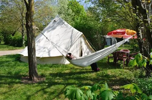 camping-le-val-fleuri-belmont-sur-rance-veqfk