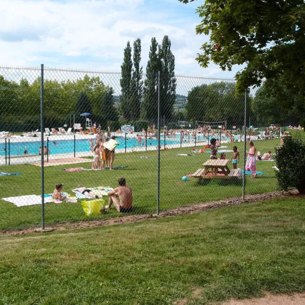 camping-municipal-saint-vatal-cluny-eyjfu