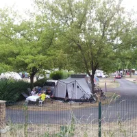 camping-municipal-saint-vatal-cluny-gghkh