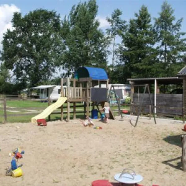 camping-de-vos-lemelerveld-hybiq