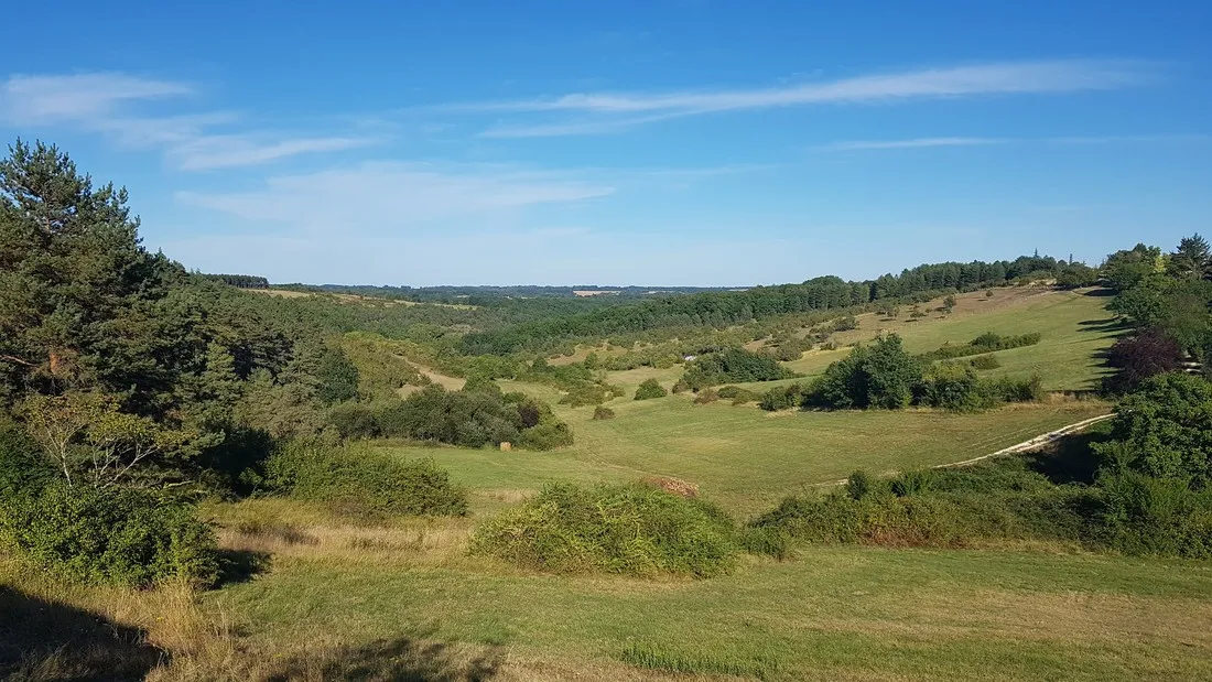 camping-bleu-soleil-rouffignac-st-cernin-de-reilhac-oasv9