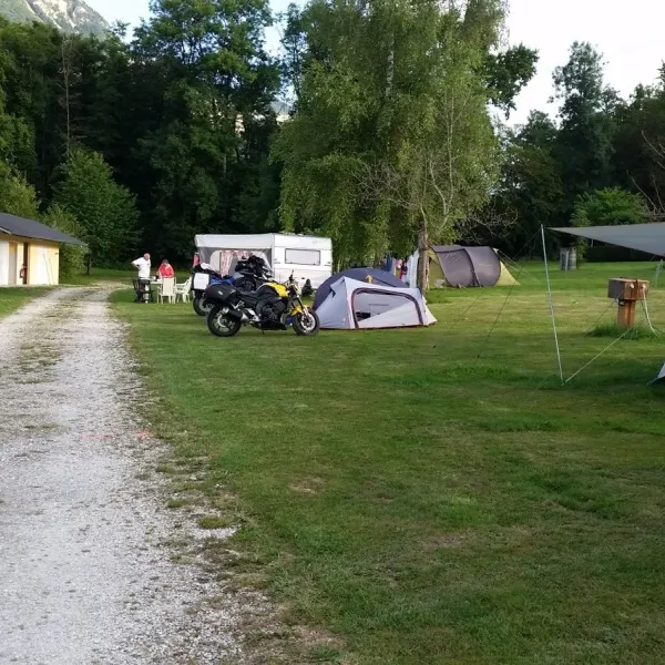 camping-marlice-savoie-zqh9u