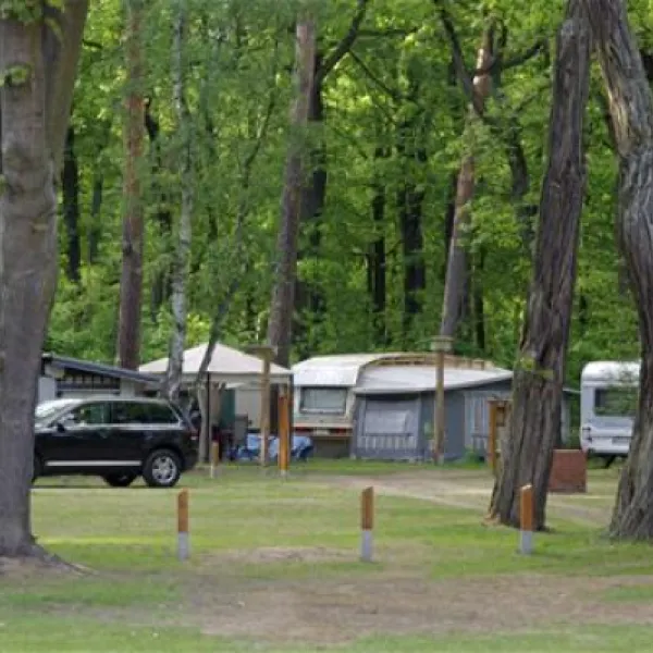 camping-sanssouci-zu-potsdamberlin-berlinpotsdam-01big