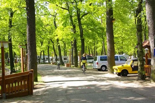 camping-sanssouci-zu-potsdamberlin-berlinpotsdam-h2j6r