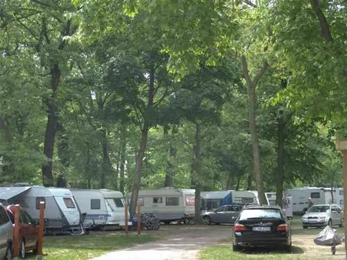 camping-sanssouci-zu-potsdamberlin-berlinpotsdam-hi6os