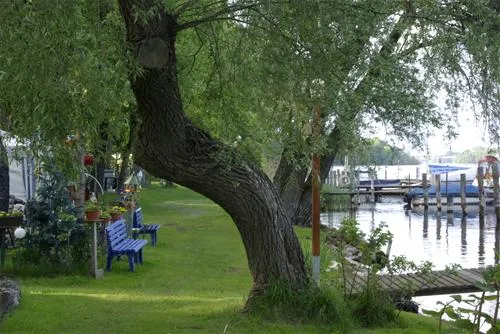 camping-sanssouci-zu-potsdamberlin-berlinpotsdam-jy5tt