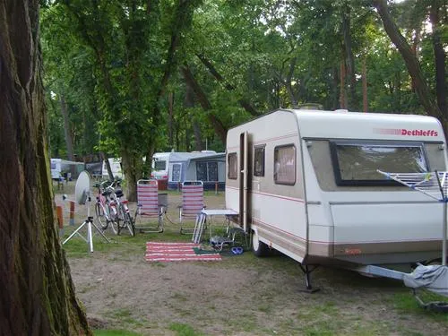 camping-sanssouci-zu-potsdamberlin-berlinpotsdam-l9qcx