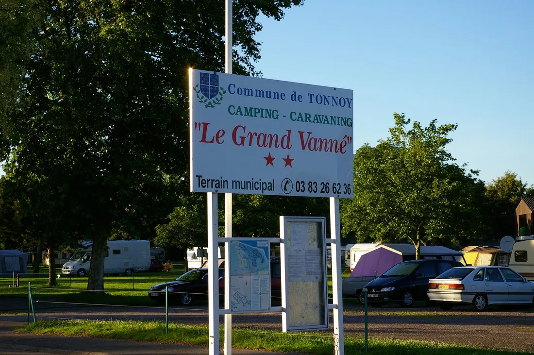 camping-municipal-le-grand-vanne-tonnoy-lyo1e