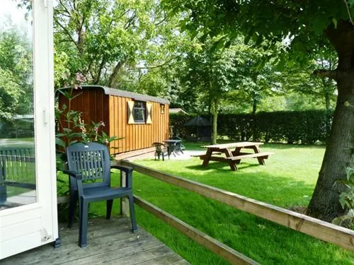 camping-onder-de-dijk-stampersgat-4rgcn