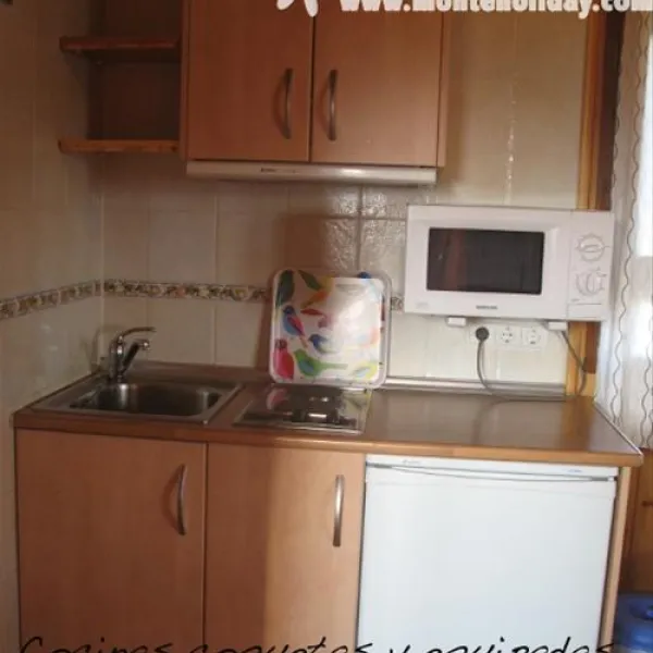 camping-monte-holiday-gargantilla-del-lozoya-y-pinilla-de-buitrago-eqsed