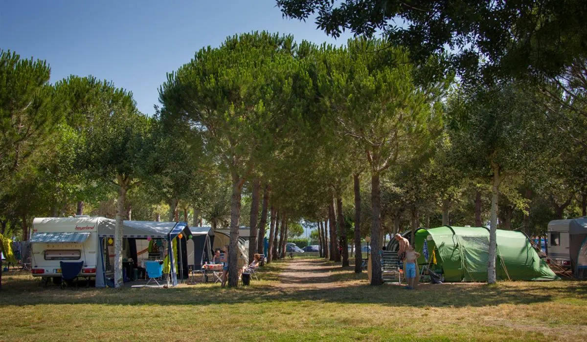 camping-mareblu-cecina-mare-hngzi