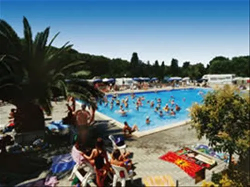 camping-mareblu-cecina-mare-l8kwl