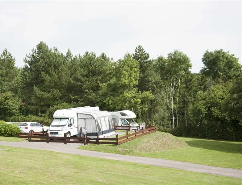 camping-and-caravanning-club-site-minehead-minehead-5xphp