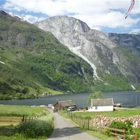 Vang Camping